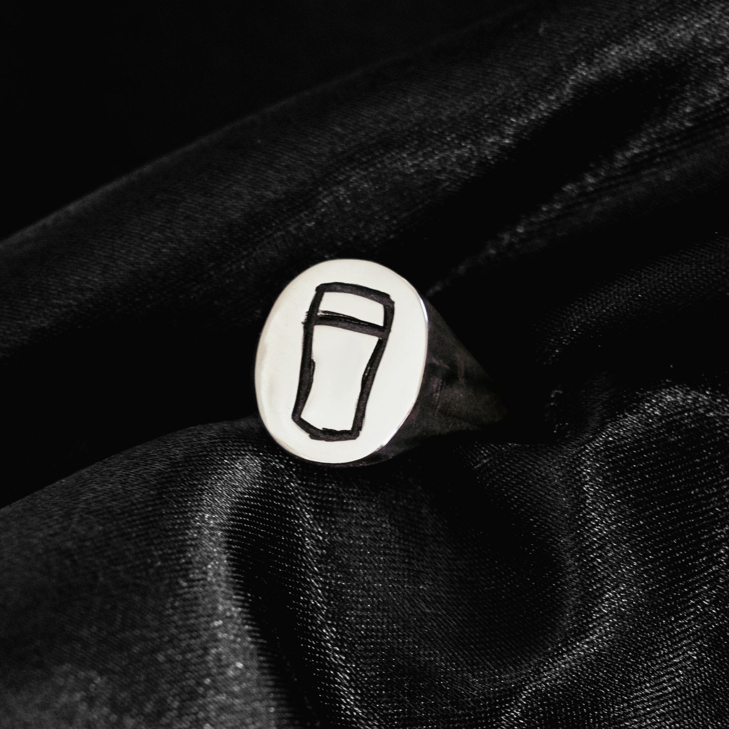 The Pint Signet